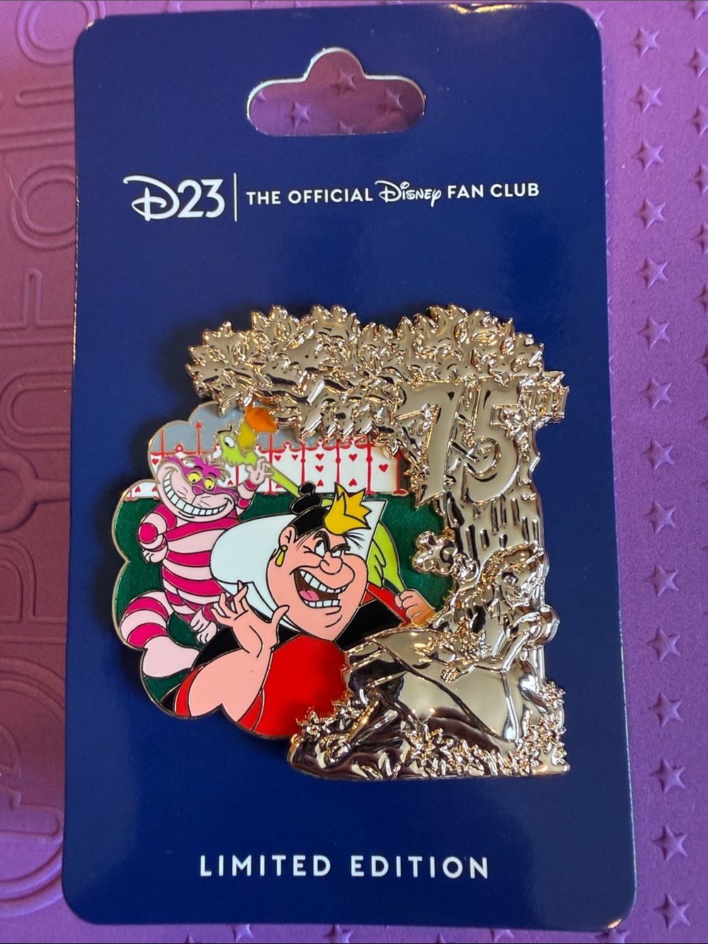 D23 Exclusive Ltd edition 1000 Queen of Hearts & Cheshire Cat Enamel Pin